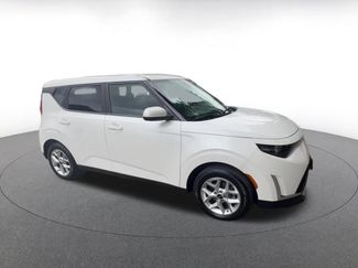 Used 2025 Kia Soul LX w/ LX Technology Package FWD video 2