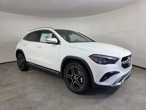 New 2026 Mercedes-Benz GLA 250 4MATIC image 1