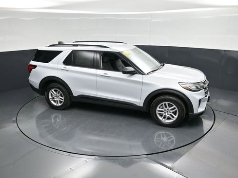 New 2026 Ford Explorer Active image 48