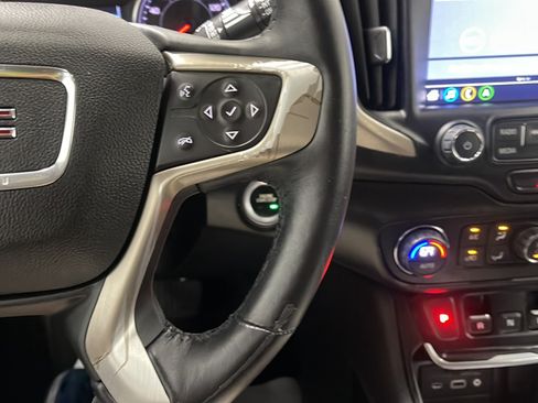 Used 2018 GMC Terrain Denali w/ LPO, 'HIT The Road' Package FWD image 7