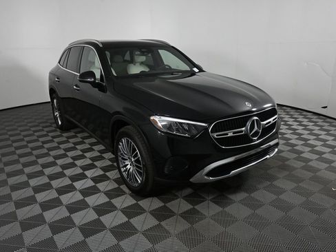 Certified 2026 Mercedes-Benz GLC 300 image 24