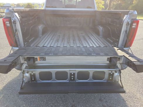 New 2026 GMC Sierra 2500 Denali w/ Denali Reserve Package AWD/4WD image 24