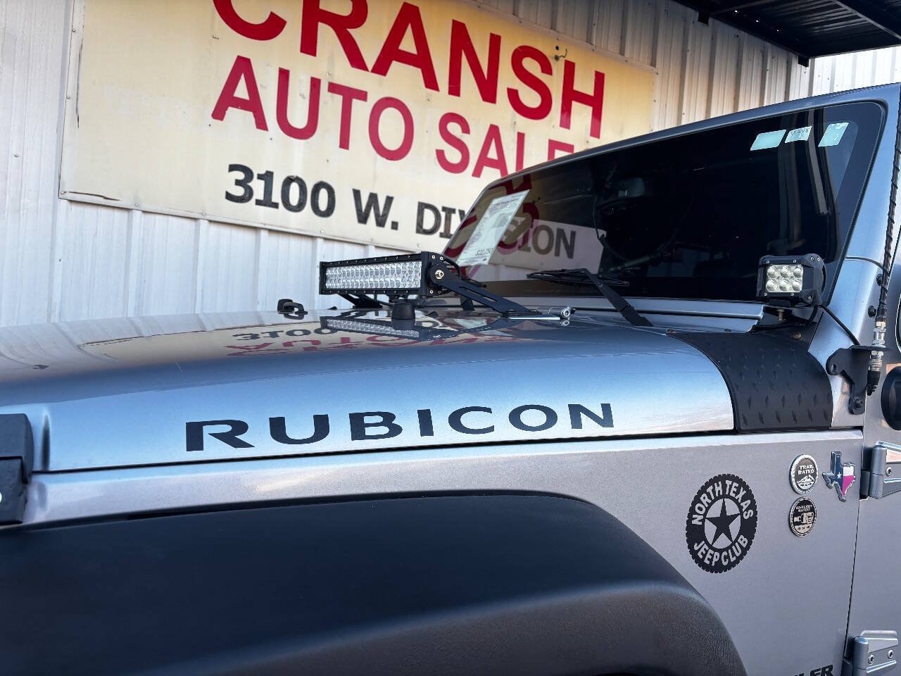 Used 2015 Jeep Wrangler Unlimited Rubicon w/ Connectivity Group AWD/4WD image 10