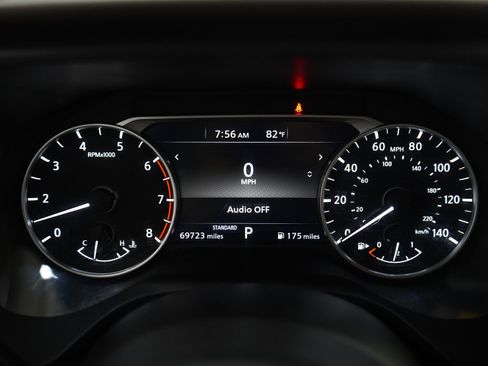 Used 2021 Nissan Rogue S FWD image 24