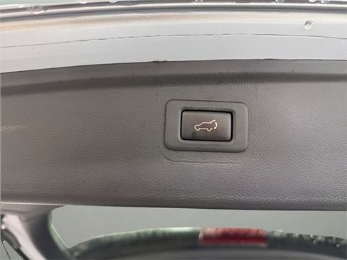 Used 2019 Subaru Outback 2.5i Limited image 39