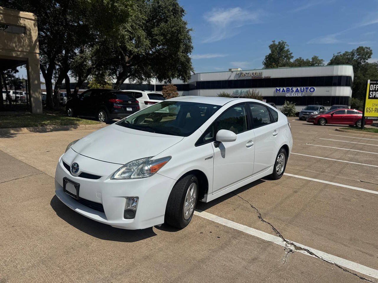 Used 2010 Toyota Prius Four FWD image 2