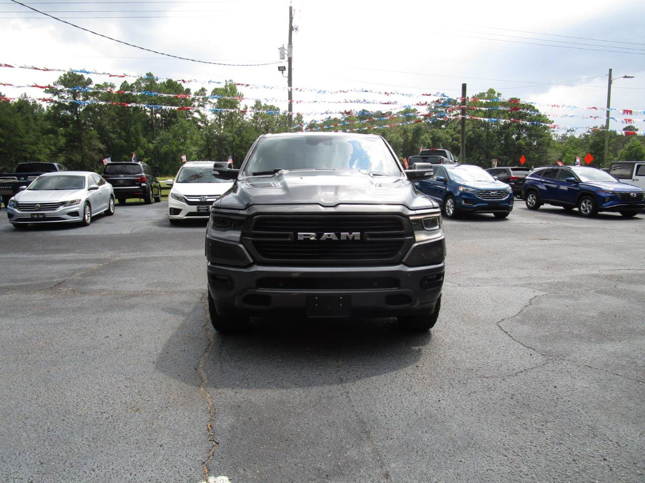 Used 2022 RAM 1500 Laramie w/ Sport Appearance Package AWD/4WD image 6