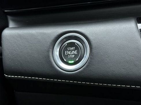 Used 2023 Cadillac Escalade Premium Luxury Platinum image 22