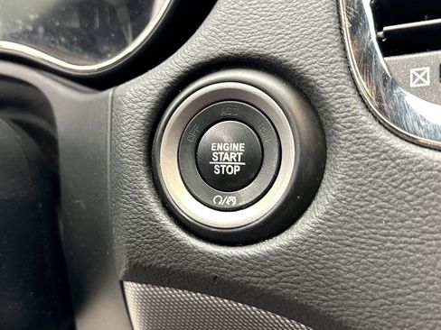 Used 2018 Dodge Durango R/T w/ Technology Group image 24