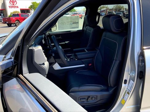 New 2026 Toyota Tundra Limited AWD/4WD image 9