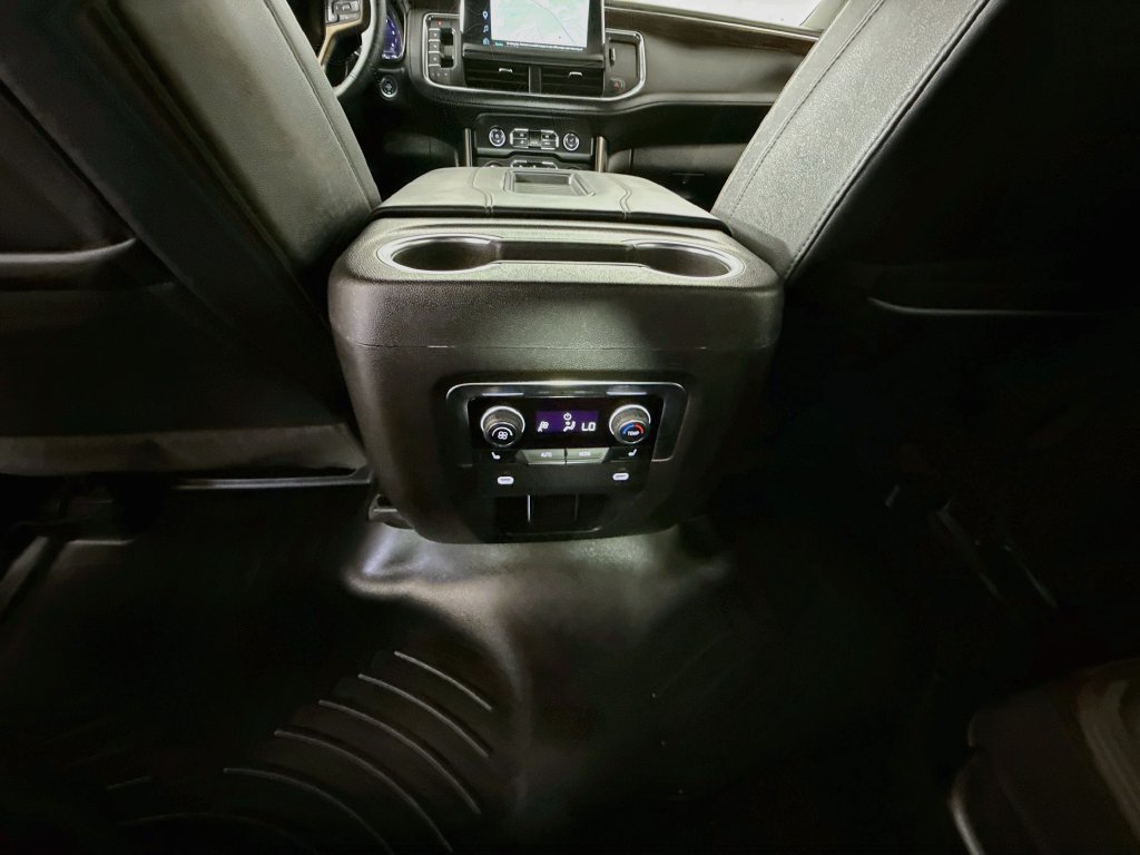 Used 2024 Chevrolet Tahoe High Country AWD/4WD image 27