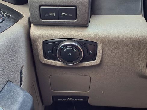 Used 2022 Ford F450 XL w/ Power Equipment Group AWD/4WD image 18