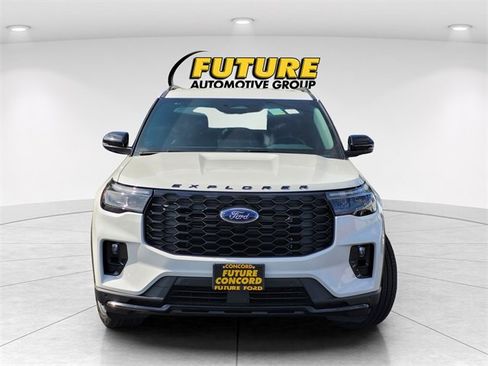 New 2025 Ford Explorer ST-Line w/ Premium Package image 2
