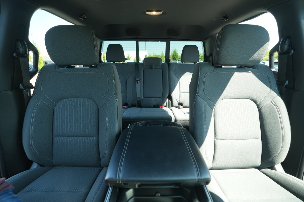 Used 2023 RAM 1500 Big Horn AWD/4WD image 39