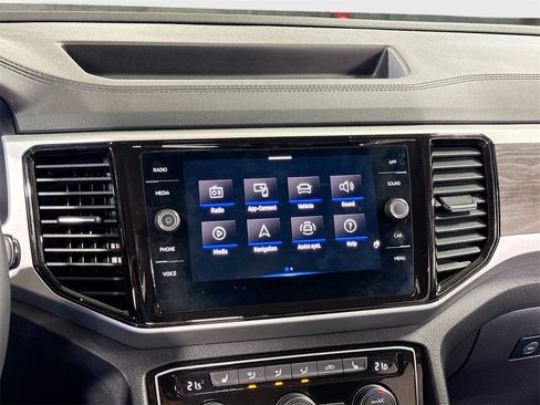 Used 2022 Volkswagen Atlas SE image 23