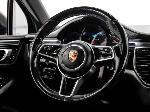 Used 2017 Porsche Macan GTS w/ Premium Package Plus AWD/4WD image 24