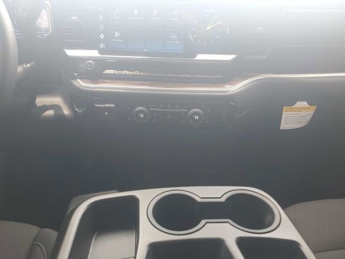 Used 2025 Chevrolet Silverado 1500 RST AWD/4WD image 21