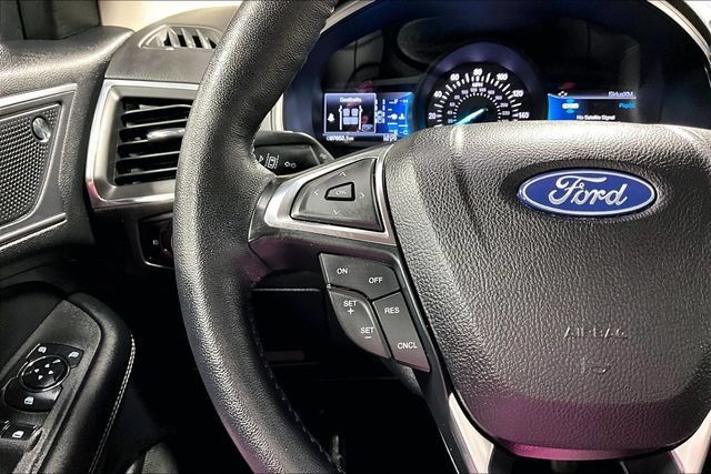 Used 2023 Ford Edge Titanium w/ Cargo Accessory Package AWD/4WD image 11