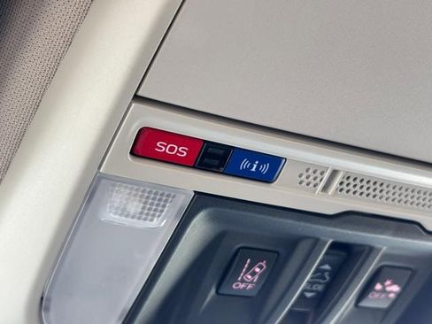 Used 2019 Subaru Forester Premium image 25