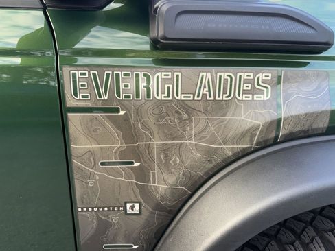 Used 2024 Ford Bronco Everglades image 30