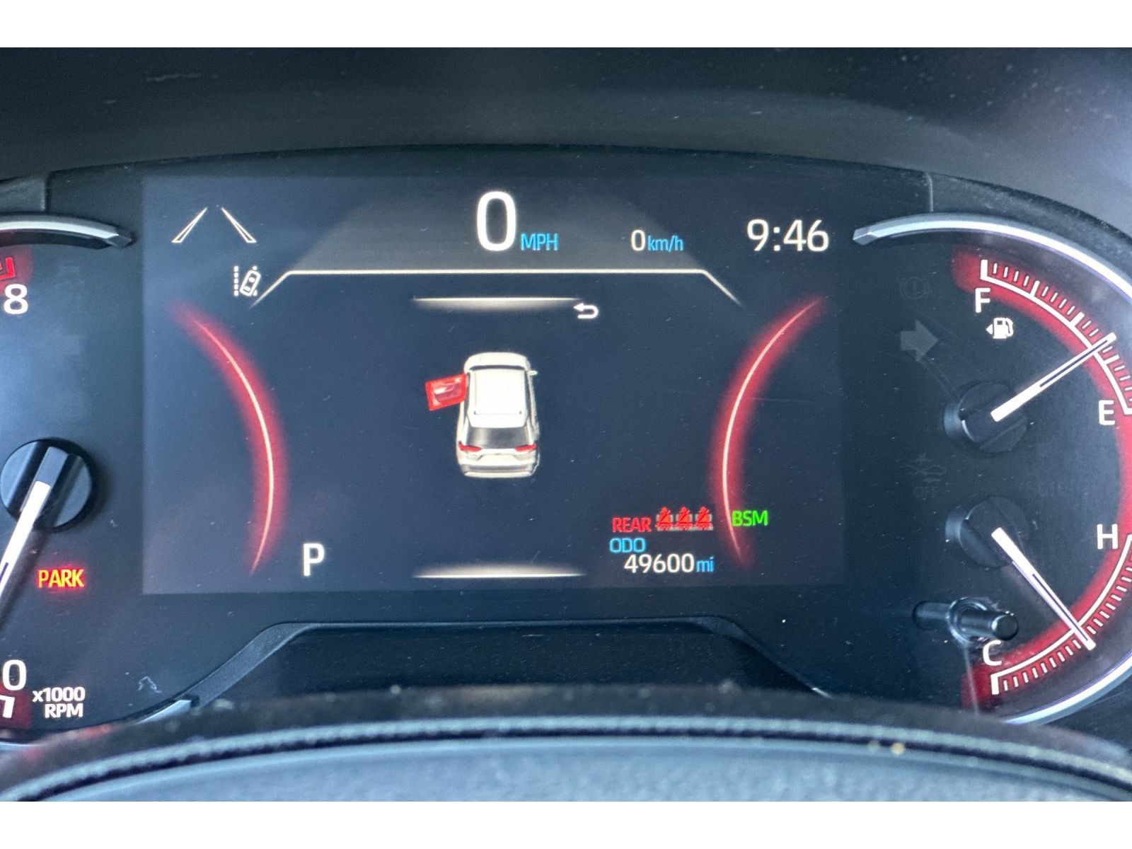 Used 2024 Toyota RAV4 XLE FWD image 30