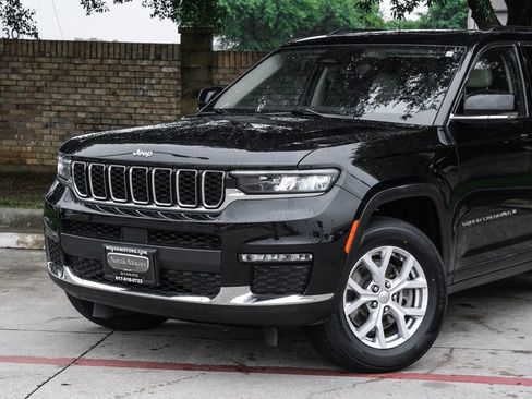 Used 2022 Jeep Grand Cherokee L Limited AWD/4WD image 13