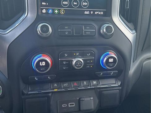 Used 2022 GMC Sierra 1500 Elevation image 10