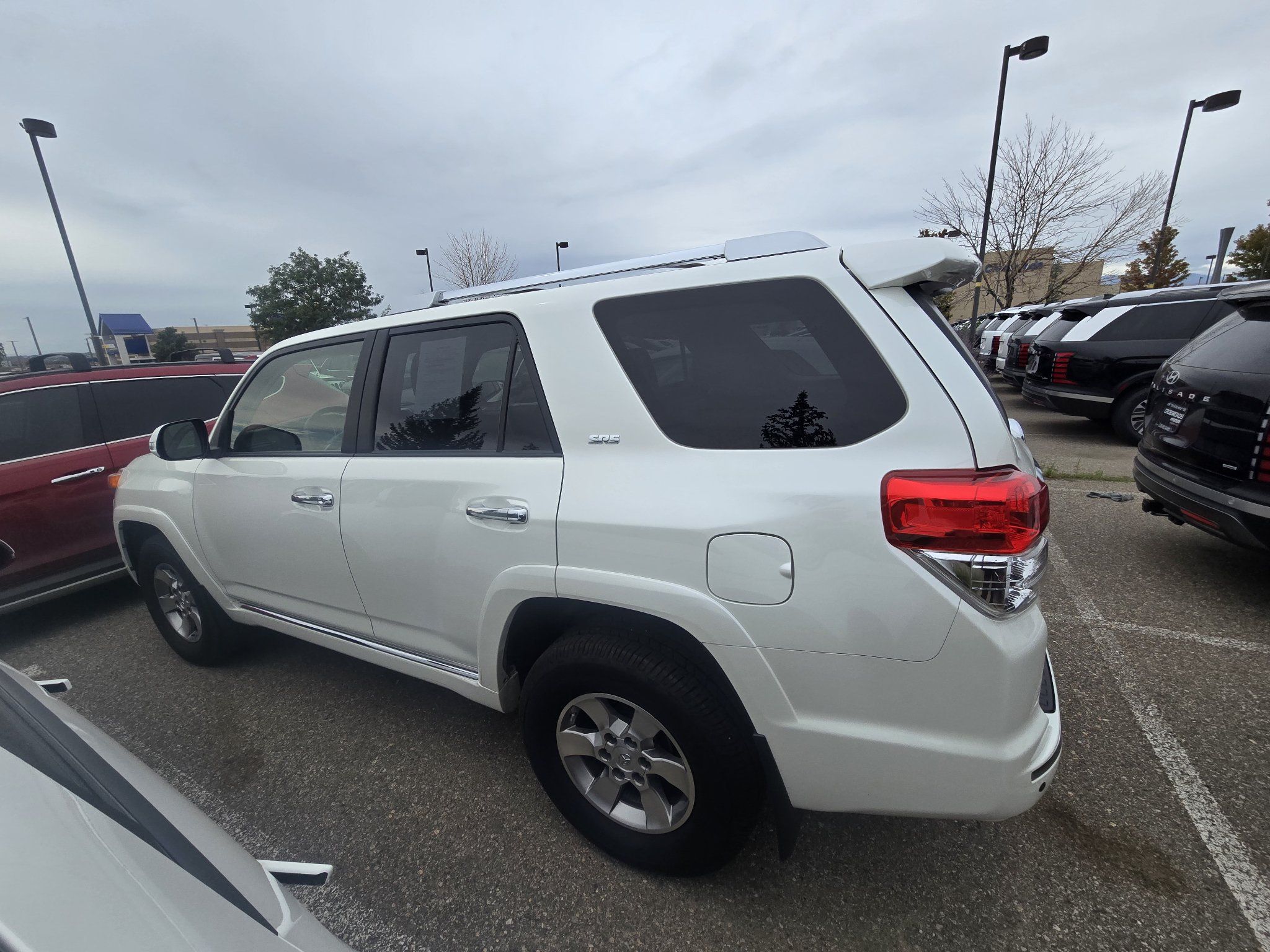 Used 2013 Toyota 4Runner SR5 w/ Convenience Pkg AWD/4WD image 13