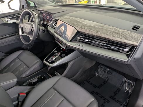 Used 2023 Audi Q4 e-tron Premium w/ Convenience Package AWD/4WD image 21