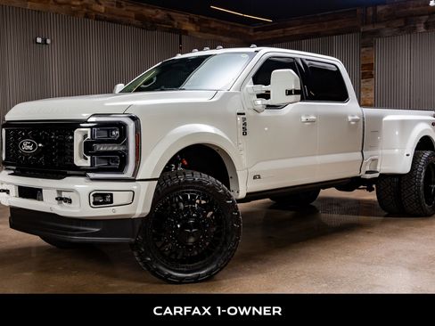 Used 2026 Ford F450 Platinum w/ Platinum Plus Package image 5