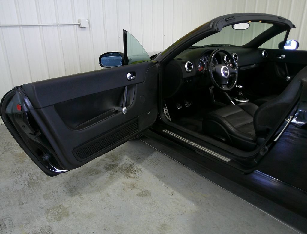 Used 2001 Audi TT 1.8T FWD image 13
