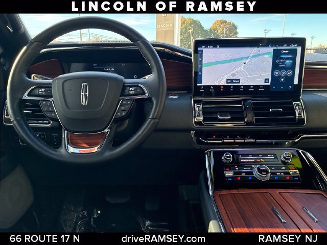 Certified 2023 Lincoln Navigator Reserve AWD/4WD image 26