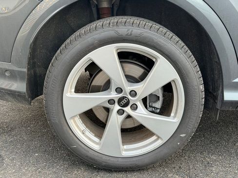 Certified 2025 Audi Q5 Premium Plus w/ Premium Plus image 26