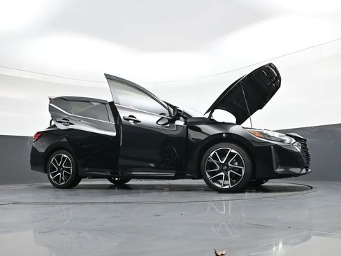 Used 2024 Nissan Sentra SR image 48