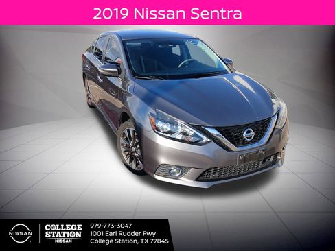 Used 2019 Nissan Sentra SR w/ Exterior Package image 1