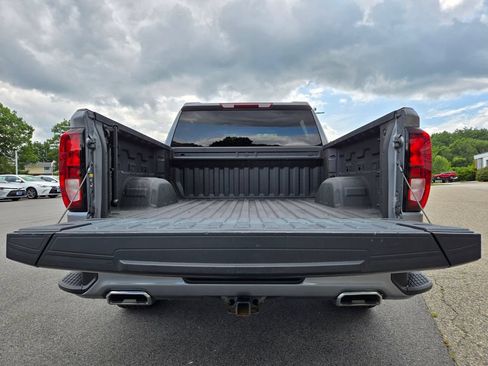 Used 2021 GMC Sierra 1500 Elevation w/ X31 Off-Road Package AWD/4WD image 13
