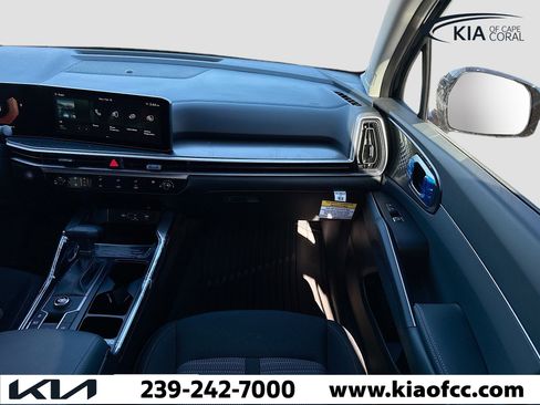 New 2026 Kia Sorento LX FWD image 16