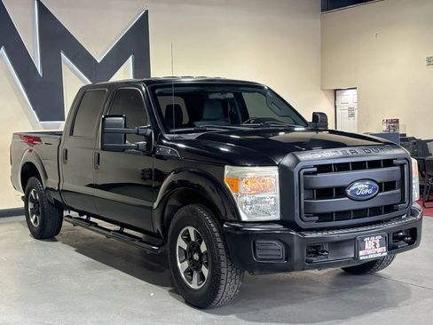 Used 2015 Ford F350 XL image 2