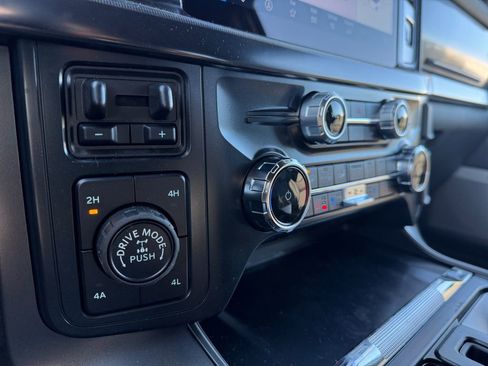 New 2025 Ford F150 Lariat w/ Equipment Group 501A Mid image 35