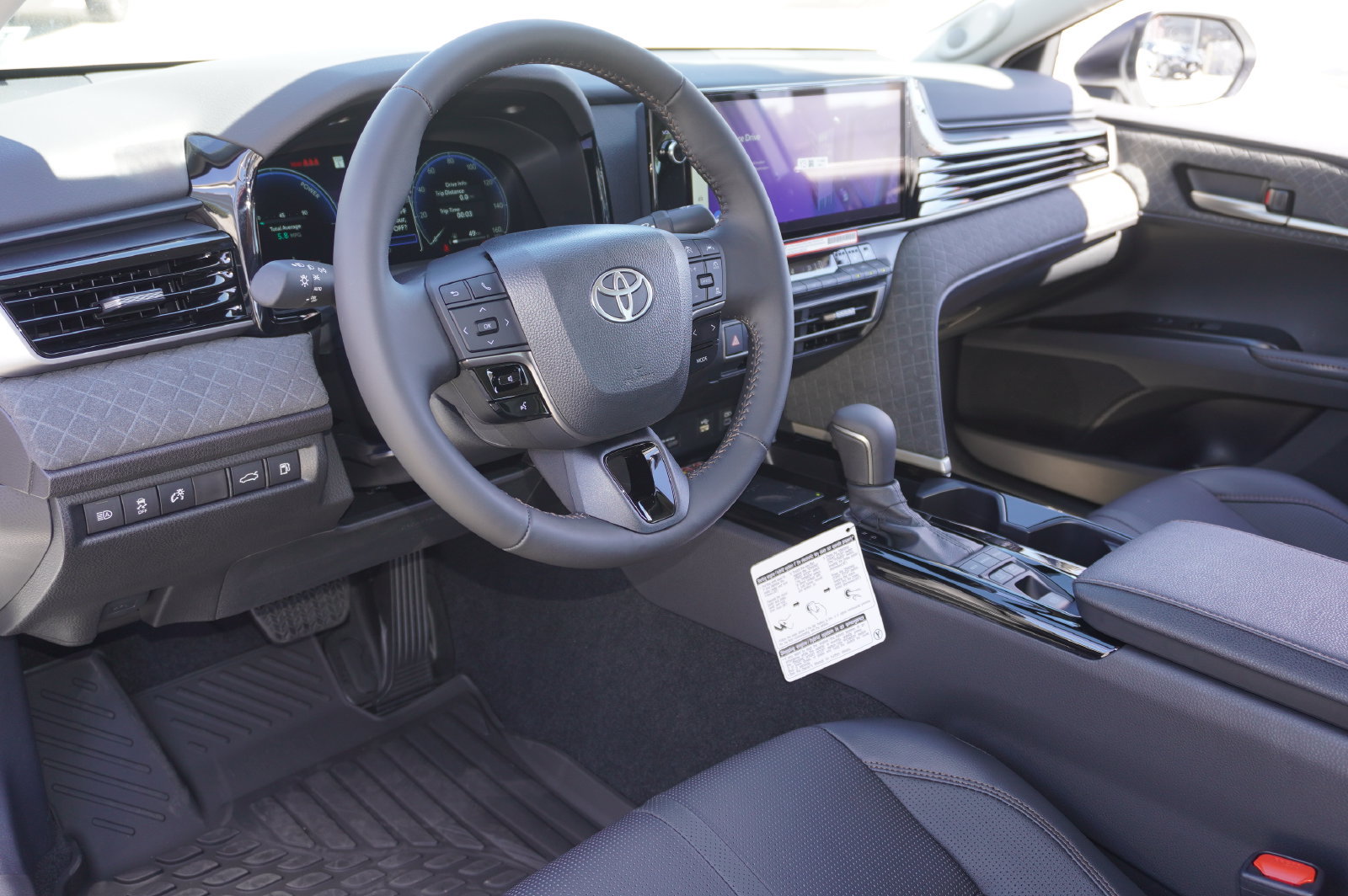 Used 2026 Toyota Camry XLE w/ Premium Package FWD image 10