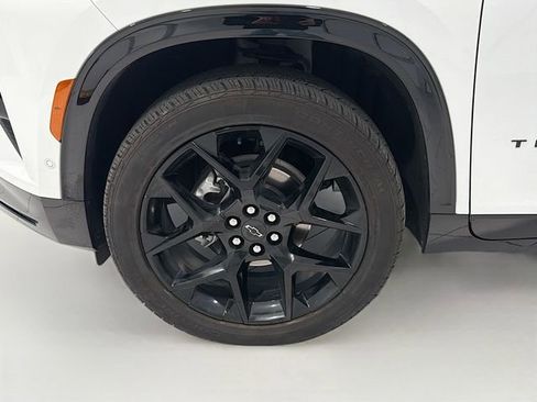 Certified 2024 Chevrolet Traverse RS image 29