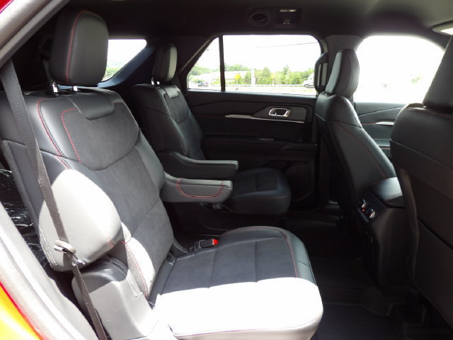 New 2026 Ford Explorer ST AWD/4WD image 15