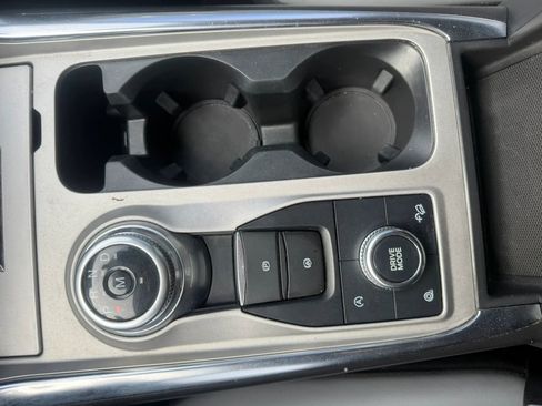 Used 2021 Ford Explorer XLT w/ Equipment Group 202A AWD/4WD image 22