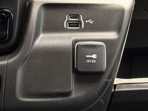 New 2025 RAM ProMaster 2500 w/ Convenience Group image 17