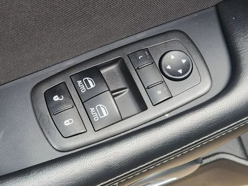 Used 2022 Dodge Challenger GT image 23