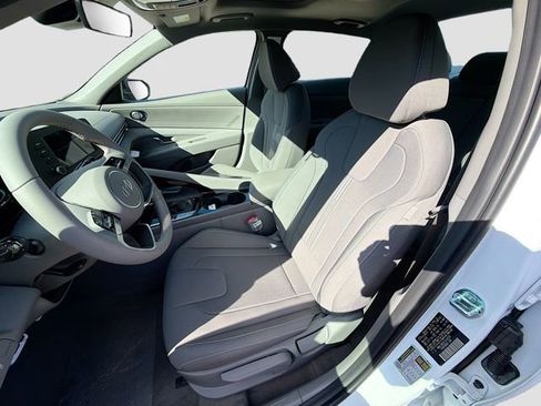 New 2026 Hyundai Elantra SEL Sport image 21