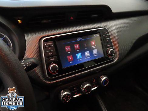 Used 2019 Nissan Kicks S image 17