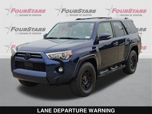 Used 2022 Toyota 4Runner SR5 Premium image 9