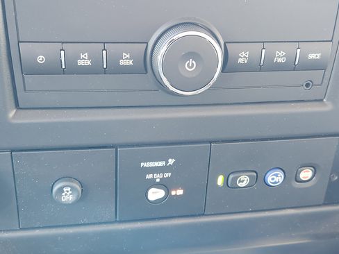 New 2025 Chevrolet Express 4500 w/ Power Convenience Package image 18