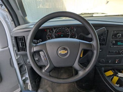 Used 2016 Chevrolet Express 3500 LT w/ LT Preferred Equipment Group RWD image 9